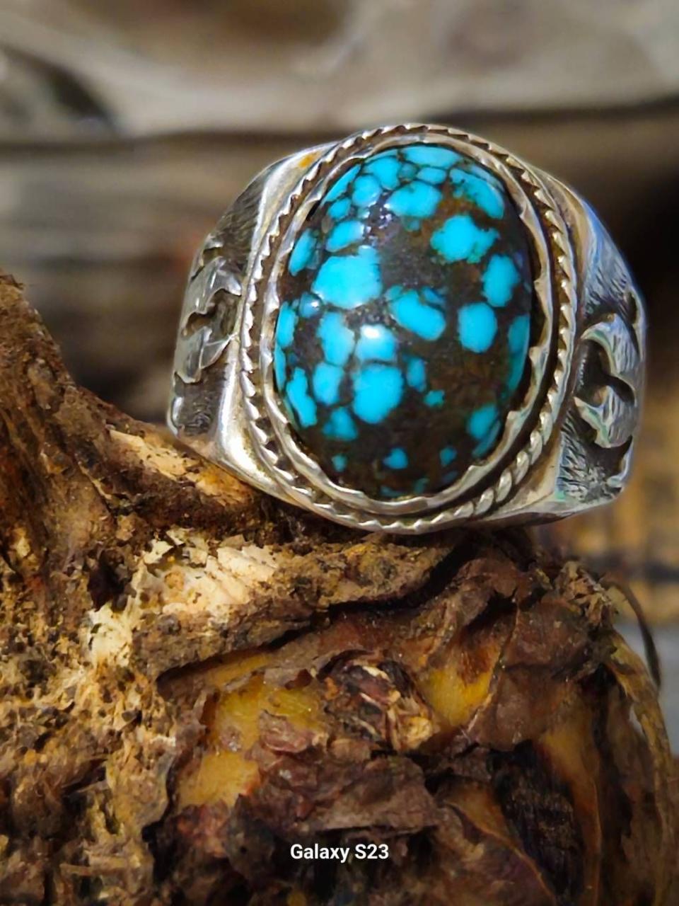 Ritual Solekan Puak Kazakh dengan Batu Turquoise Tulen: Mengungkapkan Keindahan Alam