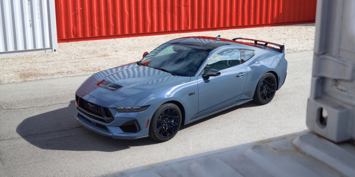 Khemah Atas Bumbung Ford Mustang dengan Tempat Perlindungan Pop-up dan Roo-Safe Automatik